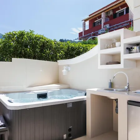 Agios Gordios Aparthotel *